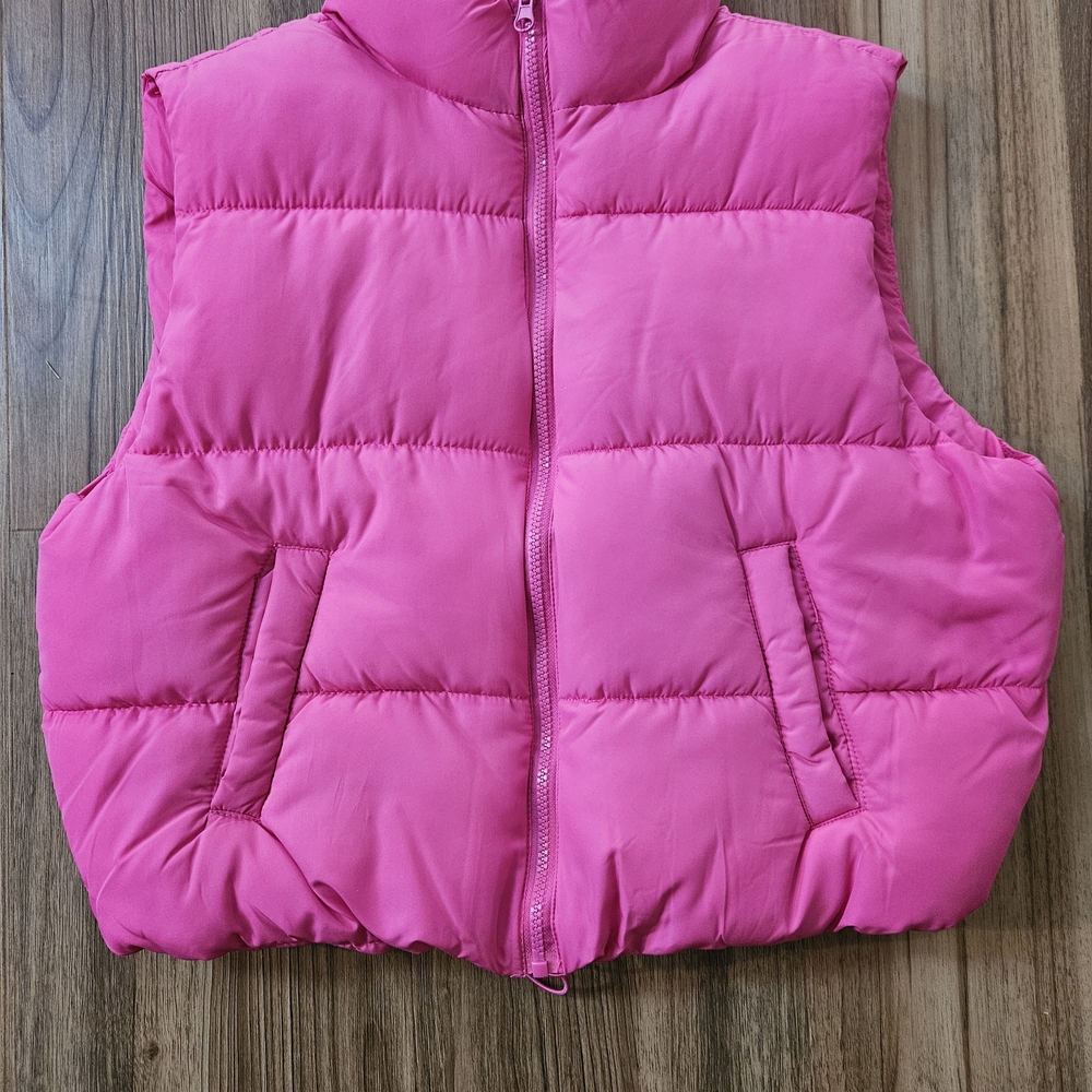 No Boundaries Bright Pink Cropped Puffer Vest